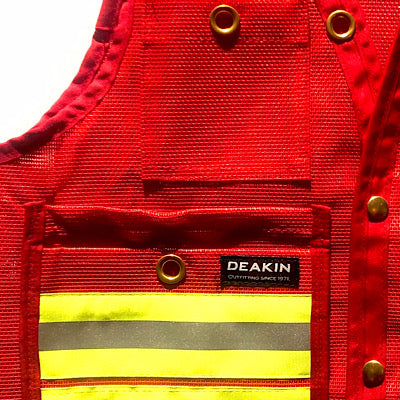 DEAKIN Mesh Reflective Cruiser Vest c/w Radio Pocket - Deakin Industries