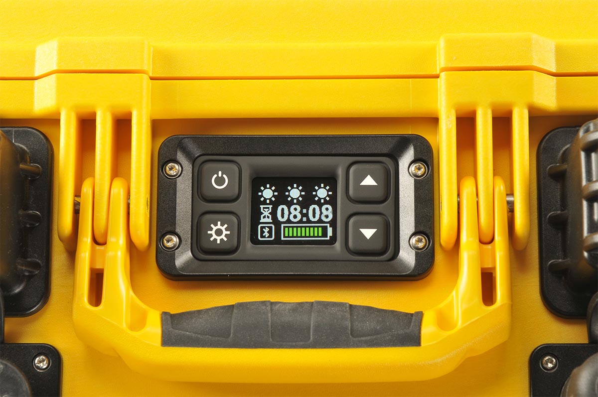 PELICAN 9460 Remote Area Lighting System (Yellow) - Deakin Industries